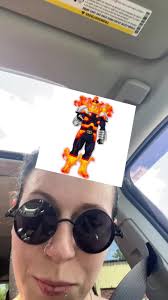 Lauren Risley (@spookyrisley)