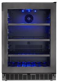 Keeping every liquid at the peak point of cold. Compact Beverage Centres Built In Refrigeration Silhouette Appliances