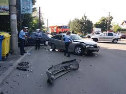 Cu rugamintea de a ne proteja si anume strada miron costin din ploiesti este tranzitata de foarte multe masini, care circula cu viteze foarte mari. Accident In Ploiesti 2 Persoane RÄƒnite Foto Observatorul Prahovean