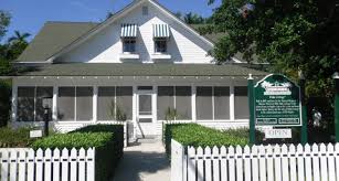 Women and men of all ages seek our services for b. Arts Culture Attractions In The Naples Area Naples Marco Island Everglades