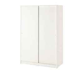 Une petite chambre ne veut pas dire qu'aucune déco n'est possible, loin de là ! Kleppstad Armoire A Portes Coulissantes Blanc 117x176 Cm Ikea Suisse
