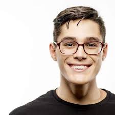 Damian Scott Velez (He/Him) (@Damiansvelez)