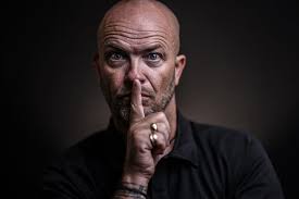 Série de portrait de moi… c'est pas banal. Photographié par JP Pages ,  portraitiste de rugbyman. Offerts par Canon France et Camara Nice.