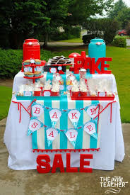 How To Plan A Summer Bake Sale With Kids 7 Easy Steps Design Dazzle Summer Baking Fundraiser Bake Sale Kids Bake Sale