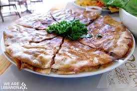 Arayes Kafta For Lunch Who Is In عرايس كفتة للغدا مين بدو Please Join Us Http Fb Com Wearel Middle Eastern Food Desserts Food Middle Eastern Recipes