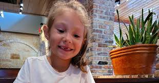 Vote Nevaeh Grace from Vernon in Junior Pageant