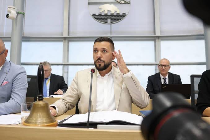 Polityk AfD został przewodniczącym parlamentu Saksonii-Anhaltu. To pierwsze takie stanowisko dla tej partii w historii - XYZ