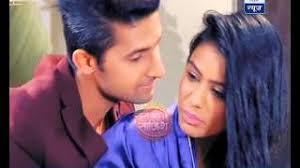 In episode 48 of jamai raja, on their honeymoon, roshni and siddarth enjoy the rain and spend some romantic moments together. Roshni And Siddharth Honeymoon Jamai Raja 6th October Cute766