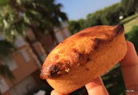 Il pasticciotto leccese è un dolcetto gustoso e profumato che sembra racchiudere tutto il colore e il calore il pasticciotto nacque nel 1745 a galatina, in provincia di lecce, nella pasticceria ascalone. Il Pasticciotto Leccese Storia Guida E Ricetta Luciano Pignataro Wine Blog
