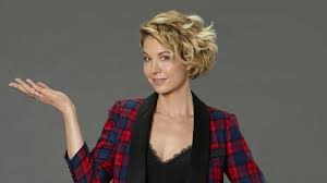 The film stars richard dreyfuss as the eponymous professor, along with jenna elfman, natasha lyonne, and lily tomlin. Jenna Elfman Enters The Sanctum You Re Sure This Place Is Steady By Kristen Anderson Celebrity Horror Stories Medium