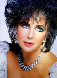 We hope you had a great birthday, Lizzy Greene! 🎉❤️