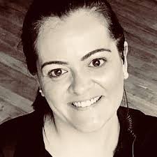 Vivian Cisneros's Instagram, Twitter & Facebook