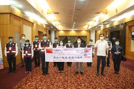 Yang bulat tidak datang bergolek, yang pipih tidak datang melayang. China Medical Team Arrive In Sabah