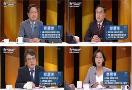 Aug 16, 2021 · 대한변호사협회(협회장 이종엽)는 16일 성명을 내고 언론중재법 개정안 처리를 즉시 보류하라고 강조했다.변협은 다수의 언론기관, 관련 시민단체 및 주요 야당의 반대에도 불구하고 '언론개혁'이라는 기치 아래 여당이 '언론중재법 개정안'을 오는 8월 25일 본회에서 처리하기로 예고한 것에 대해. Lqlqsicmuhenm