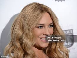 Natasha Elam's Instagram, Twitter & Facebook