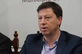 AUDIO) «Ser ordenados y austeros»: la descripción de Bevilacqua sobre los  salarios municipales en Villarino