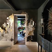 Bedroom Black And Gold Room Decor Dark Interiors Gold Leaf Walls Black Walls Gold Rooms Dark Interiors Eclectic Bedroom