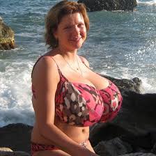 Busty Yana Mironenko - overflowing breasts in full glory