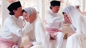 Berikut, kami kongsikan dengan anda biodata serta fakta menarik mengenai noor nabila yang bakal menjadi suri hati kepada pengacara gempak. Kakak Neelofa Selamat Bernikah Noor Nabila Kini Milik Engku Emran Youtube