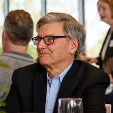 Becky Ruby Swansburg (@BeckyRuby)