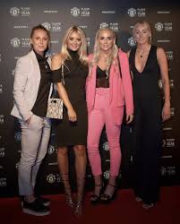 No concern at all, for me personally i think he is the best striker in the world, shaw i always watched his development and he is going to keep getting better and better and that is good for him personally, for the club and also. Luke Shaw Greenwood Chong And Pereira Collect Award For Poty Award Nights Man United In Pidgin Greenwood Female Soccer Players Ronaldo Free Kick