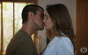 Alexia diz a kyra e a luna que elas precisam invadir a casa de dominique e conseguir a planilha. Resumo Da Novela Salve Se Quem Puder Capitulos Da Semana De 26 4 A 1 5 4pop