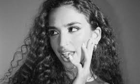 Daisy Pring & Zipporah Talk Anaesthesia, Vocal Stacks, and Manifesting  Collabs -