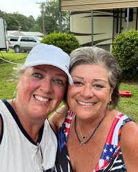 Dennis Spurlock's Instagram, Twitter & Facebook