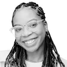 Jada Castillo's Instagram, Twitter & Facebook