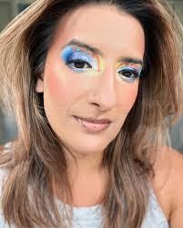 Mindy Mcnamara's Instagram, Twitter & Facebook