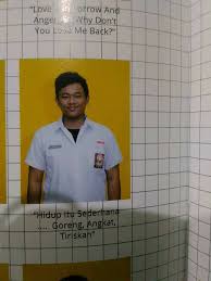 Karena tema ini sangat simple, baju dan perlengkapannya bisa kamu dapatkan dengan cukup mudah dan yang pasti hasil fotonya bagus dan menarik. Foto Quote Di Buku Tahunan Sma Ini Kocak Sok Bijak Dan Bikin Ngakak Jadiberita Com