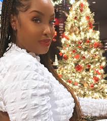 Goodbye 22' Hello 23'. You're my fave. Be good to me 💋