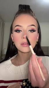 Jessie Tull's Instagram, Twitter & Facebook