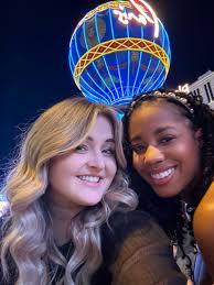 ✨ What happens in Vegas… ends up