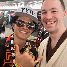 Day 4 of New York Comic Con! So many cool people. Can't wait to see y'all  next year! More photo shoot photos