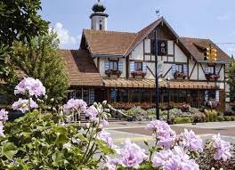 35 Places In America That Look Like Foreign Countries Places In America Frankenmuth Frankenmuth Michigan