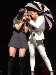 Lana Performing At Mercedes Benz Arena Berlin Germany Apr 16 2018 Lana Del Rey Concert Looks Lana Del Rey Tour