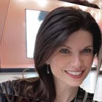 Lisa Towe's Instagram, Twitter & Facebook