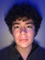 See full list on wikihow.com I Have Naturally Curly Hair And I Want To Grow Out My Hair More But I Feel Like It Will Continue To Grow Up With An Afro Look I Don T Want That