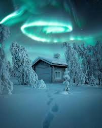 كندا هي واحدة من أفضل الأماكن في العالم لمشاهدة الشفق القطبي الشمالي ، أو aurora borealis. ØªØ±Ø§Ù‚Øµ Ø£Ø¶ÙˆØ§Ø¡ Ø§Ù„Ø´ÙÙ‚ Ø§Ù„Ù‚Ø·Ø¨ÙŠ Ø§Ù„Ø£ÙˆØ±ÙˆØ±Ø§ Ù…Ø¹ Ø¨ÙŠØ§Ø¶ Ø§Ù„Ø«Ù„Ø¬ Ø§Ù„Ù†Ø§ØµØ¹ Ø¹Ù„Ù‰ Ù…Ù†Ø§Ø·Ù‚ Ø´Ù…Ø§Ù„ Ø§Ù„ÙƒØ±Ø© Ø§Ù„Ø£Ø±Ø¶ÙŠØ© In 2020 Northern Lights Sky Landscape Vacation Trips