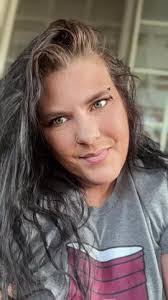 Deanna Bertrand's Instagram, Twitter & Facebook