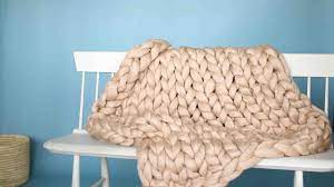 Arm knit a chunky throw in about 90 minutes and for under $40. Arm Knit Blanket Martha Stewart