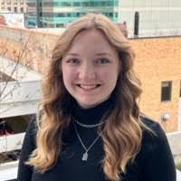 Anna Behrens's Instagram, Twitter & Facebook