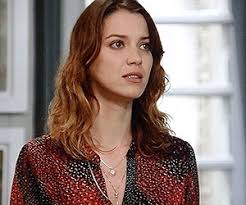 Alto Astral": após ser preso, Marcos é humilhado e apanha de Laura