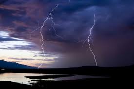 Le var est placé en vigilance météorologique jaune pour orages jusqu'à demain. Orages Quels Sont Les 32 Departements Places En Vigilance Jaune Par Meteo France