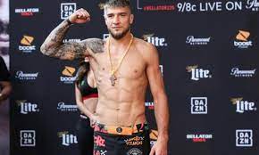 «люди начали называть меня «украинским хабибом». Yaroslav Amosov Kak Ya I Obeshal Poyas Edet V Ukrainu Foto 12 06 2021 Edinoborstva Ua Futbol