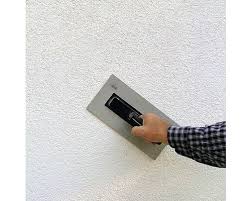 Besonders geeignet für ruberstein® planofine. Baumit Mineralischer Edelputz Edelweiss Structo 1 Mm Mit Echtem Marmorkorn Fur Innen Und Aussen 25 Kg Bei Hornbach Kaufen
