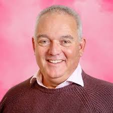 Carl Stevenson's Instagram, Twitter & Facebook