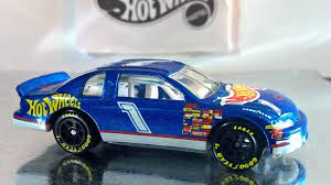 Place it in a mod folder that uses nr's default pace car, rename it pacecar.mip (or pacecar2, pacecar3, pacecar4, pacecar5) and it'll lead the field around for #61 nascar illustrated monte carlo. Monte Carlo Stocker Collect Hot Wheels
