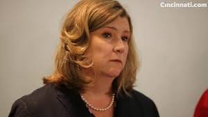 Dayton Mayor Nan Whaley gives first press conference update after deadly  mass shooting